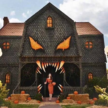 Halloween House Decorating