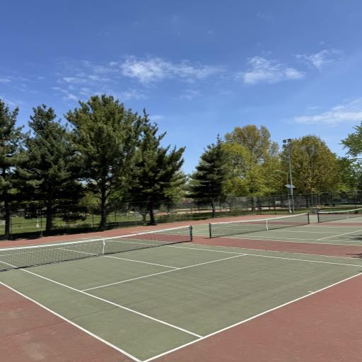 Mackay Park - Tennis Court B