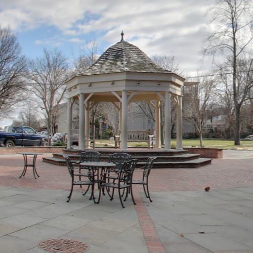 Kings Court - Gazebo